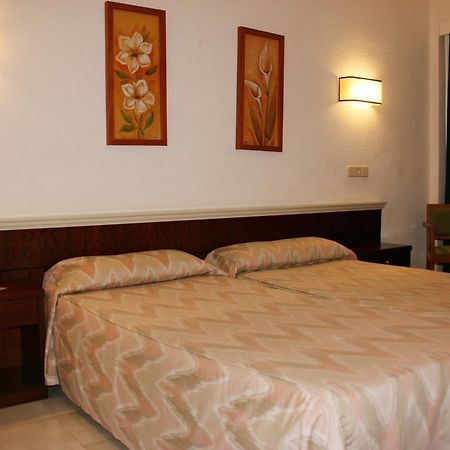 Hotel La Nina Cala Millor  Kamer foto
