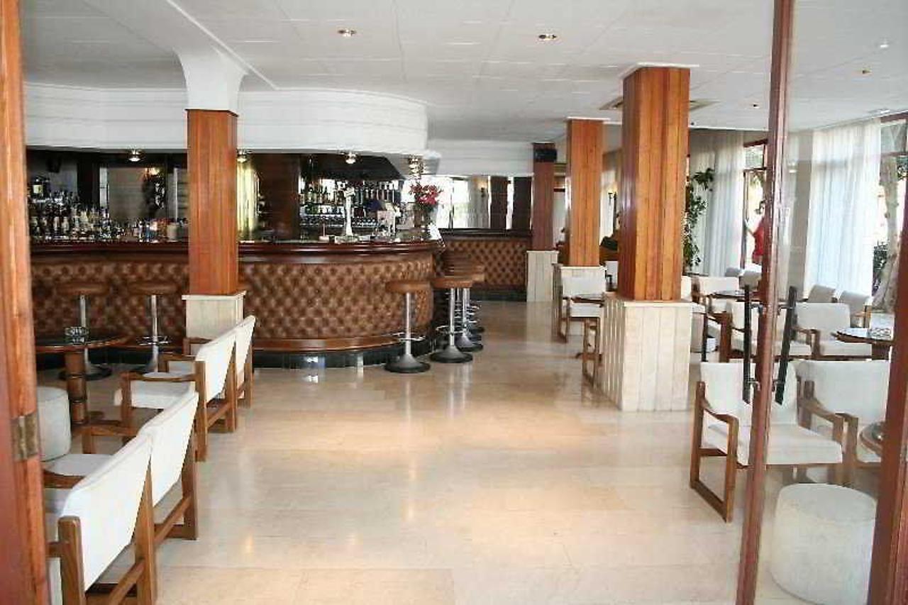 Hotel La Nina Cala Millor  Buitenkant foto