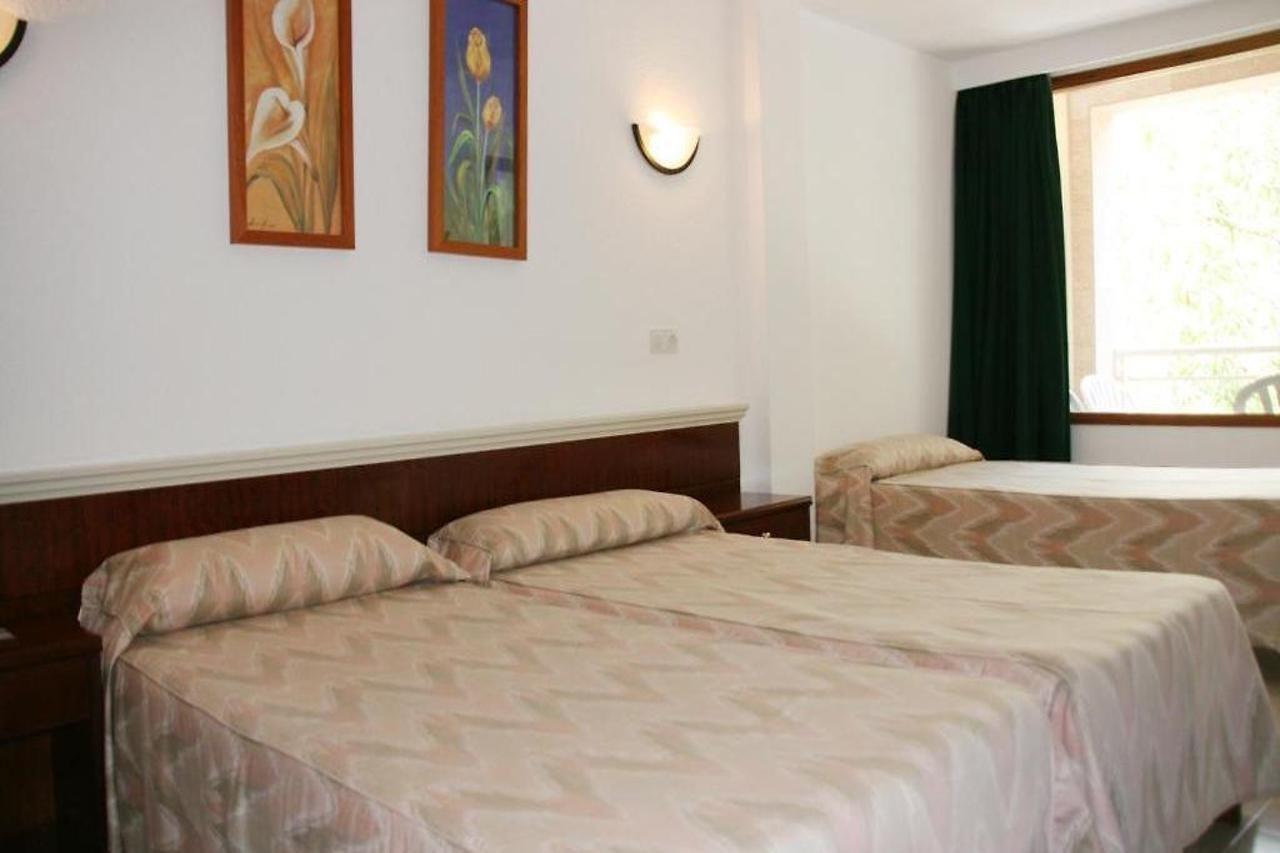 Hotel La Nina Cala Millor  Buitenkant foto