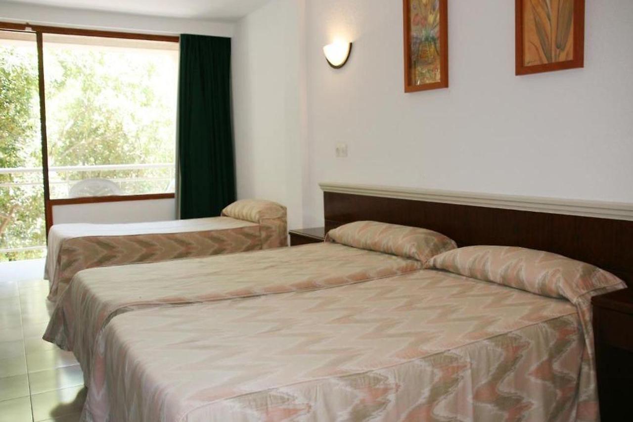 Hotel La Nina Cala Millor  Buitenkant foto