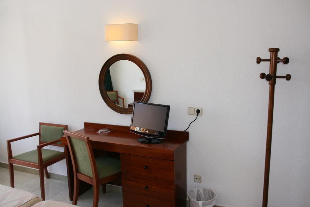 Hotel La Nina Cala Millor  Kamer foto